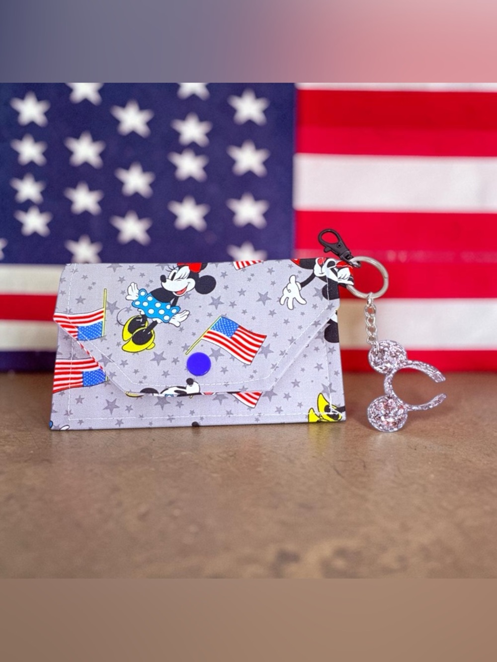 Minnie Mouse Gray Patriotic Card Wallet with Keychain